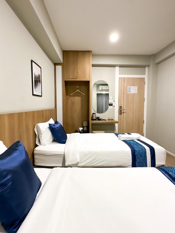 B Stay Hotel Bangkok Exterior photo