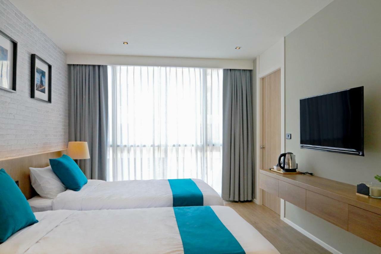 B Stay Hotel Bangkok Exterior photo