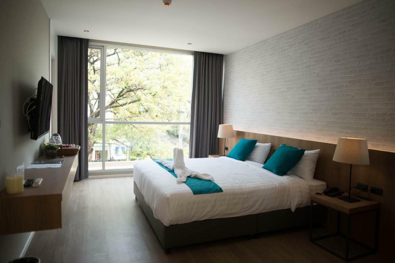 B Stay Hotel Bangkok Exterior photo
